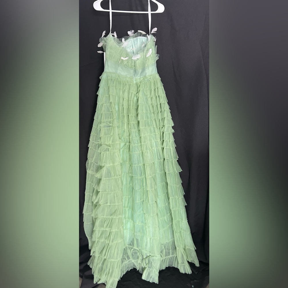 Mac Duggal 20530 NWT Strapless Ruffle Gown with Feathers in Sage - Picture 5 of 12